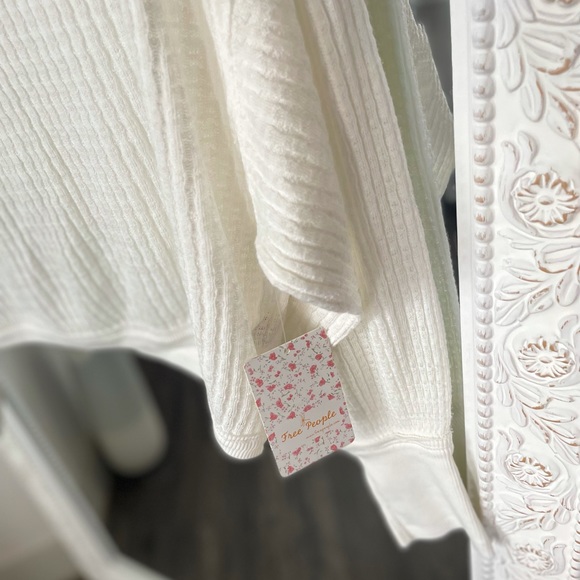 Free People Ivory Tunic Style Sweater XS - Picture 4 of 6